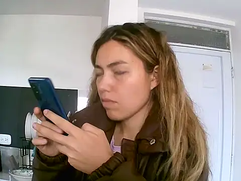 VittoriaTaylor online show from 18, 4, 2026