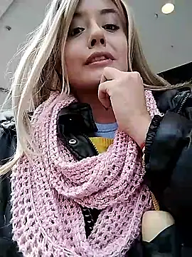 Snapshot of monicavictoria1301 chatting on 12, 5, 2026 monicavictoria1301 online show from 12, 5, 2026