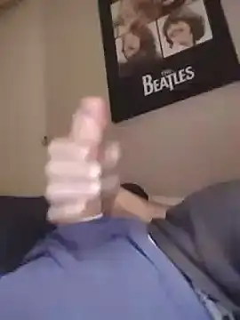 Snapshot of bwcbeat83 chatting on 7, 3, 2025 bwcbeat83 online show from 7, 3, 2025