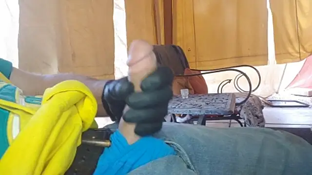 bwcbeat83 online show from 17, 4, 2026