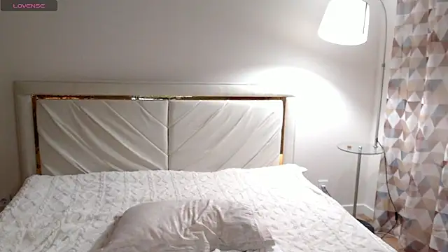 Snapshot of mystiksirenn chatting on 1, 2, 2025 mystiksirenn online show from 1, 2, 2025