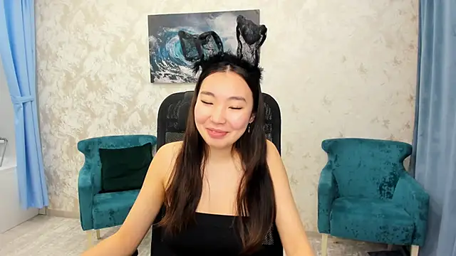 Snapshot of AnnaReyla chatting on 7, 2, 2025 AnnaReyla online show from 7, 2, 2025