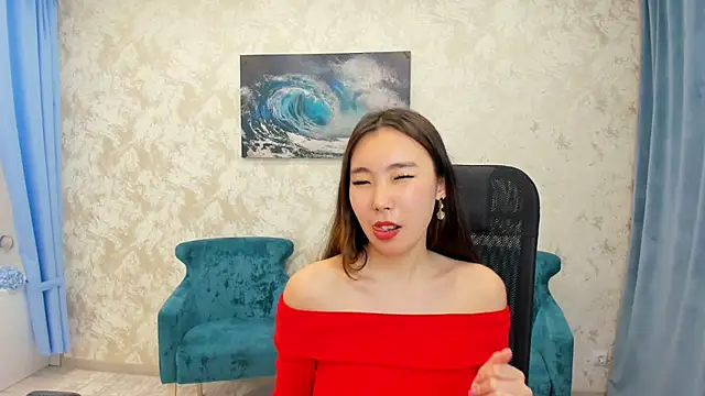 Snapshot of AnnaReyla chatting on 8, 3, 2025 AnnaReyla online show from 8, 3, 2025