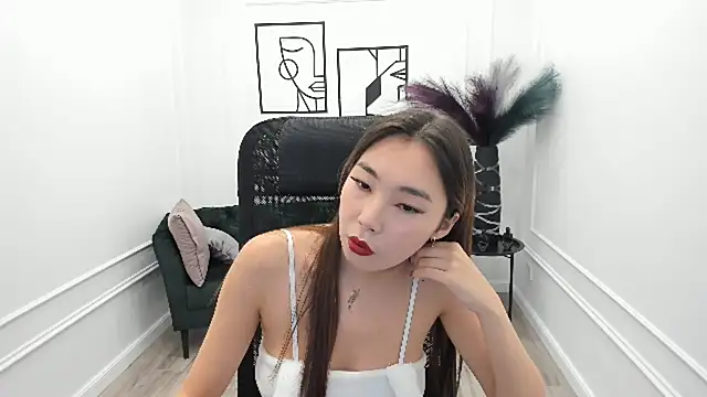 Snapshot of AnnaReyla chatting on 10, 9, 2025 AnnaReyla online show from 10, 9, 2025