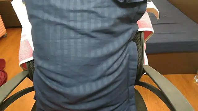 Snapshot of LovelyRosy chatting on 11, 11, 2025 LovelyRosy online show from 11, 11, 2025