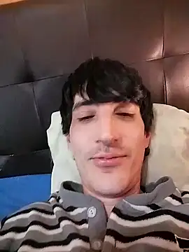 Snapshot of moutt99 chatting on 20, 1, 2025 moutt99 online show from 20, 1, 2025