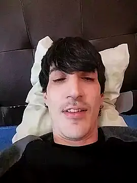 Snapshot of moutt99 chatting on 21, 1, 2025 moutt99 online show from 21, 1, 2025