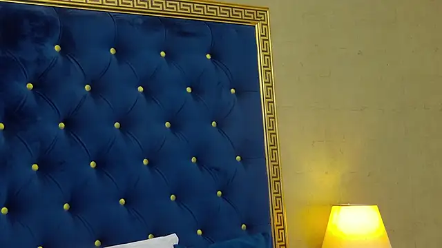 Annabellerise online show from 4, 3, 2025