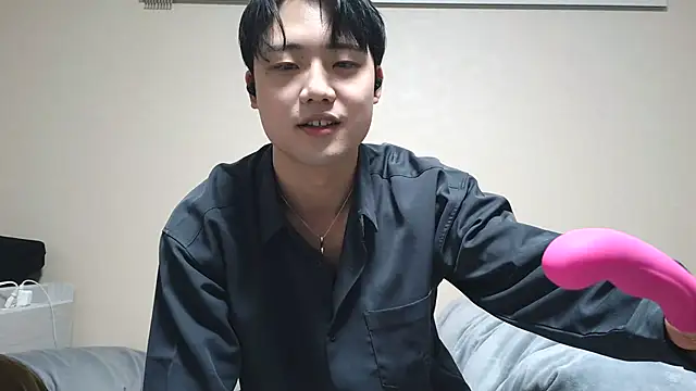 Snapshot of nunnun00 chatting on 14, 2, 2025 nunnun00 online show from 14, 2, 2025