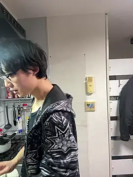 Snapshot of nunnun00 chatting on 20, 12, 2025 nunnun00 online show from 20, 12, 2025