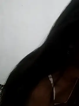 Snapshot of Divya-2007 chatting on 17, 11, 2025 Divya-2007 online show from 17, 11, 2025