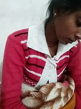 Snapshot of Divya-2007 chatting on 15, 12, 2025 Divya-2007 online show from 15, 12, 2025