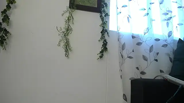 Snapshot of Sophiaa_Gomez chatting on 1, 12, 2025 Sophiaa Gomez online show from 1, 12, 2025