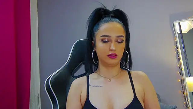 Snapshot of Eva_Lovvia_ chatting on 20, 2, 2025 Eva Lovvia online show from 20, 2, 2025