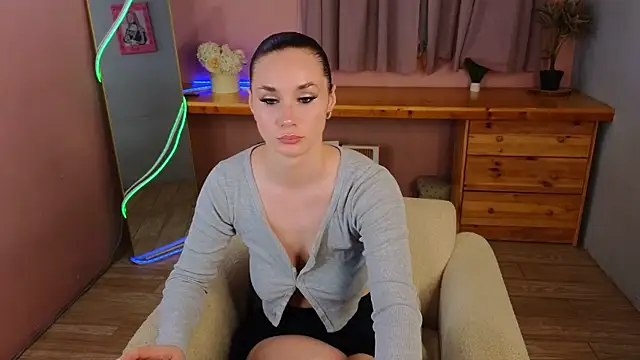 too sexxxy online show from 17, 5, 2026