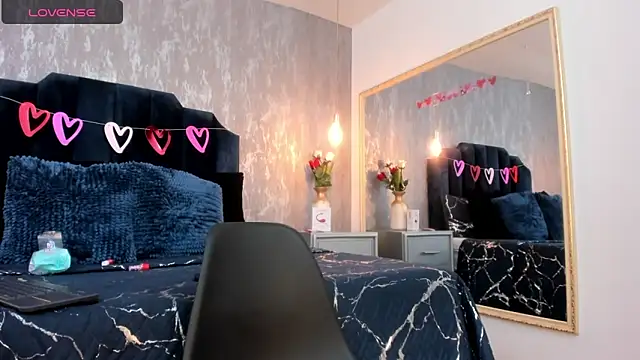 Snapshot of Isis_ariany_ chatting on 12, 3, 2025 Isis ariany online show from 12, 3, 2025