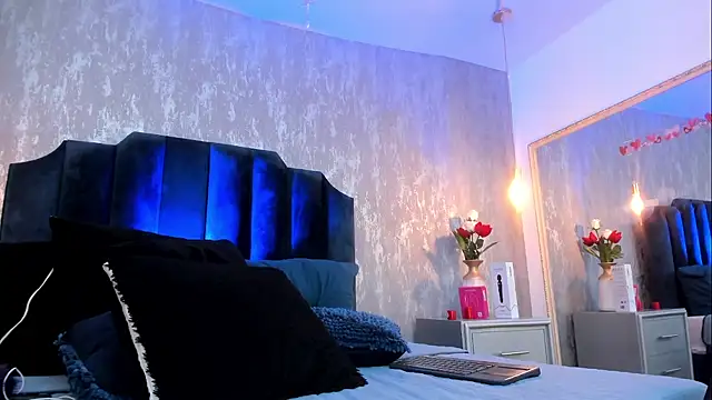 Snapshot of Isis_ariany_ chatting on 4, 11, 2025 Isis ariany online show from 4, 11, 2025