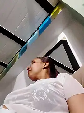 squirt-secret online show from 4, 2, 2025