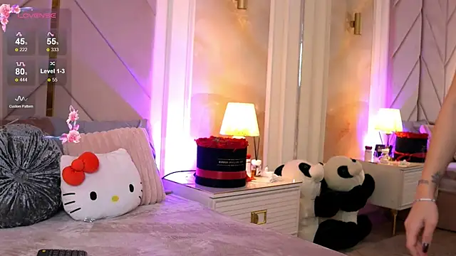 Snapshot of Alexaheyess chatting on 28, 10, 2025 Alexaheyess online show from 28, 10, 2025