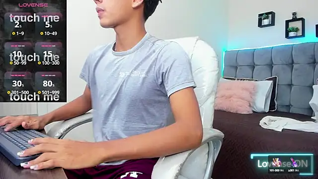 Snapshot of Dawn16_ chatting on 2, 2, 2025 Dawn16 online show from 2, 2, 2025