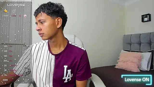 Snapshot of Dawn16_ chatting on 4, 2, 2025 Dawn16 online show from 4, 2, 2025