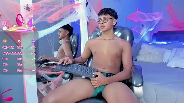 Snapshot of Dawn16_ chatting on 27, 10, 2025 Dawn16 online show from 27, 10, 2025