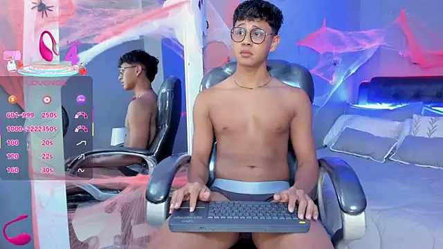 Snapshot of Dawn16_ chatting on 31, 10, 2025 Dawn16 online show from 31, 10, 2025