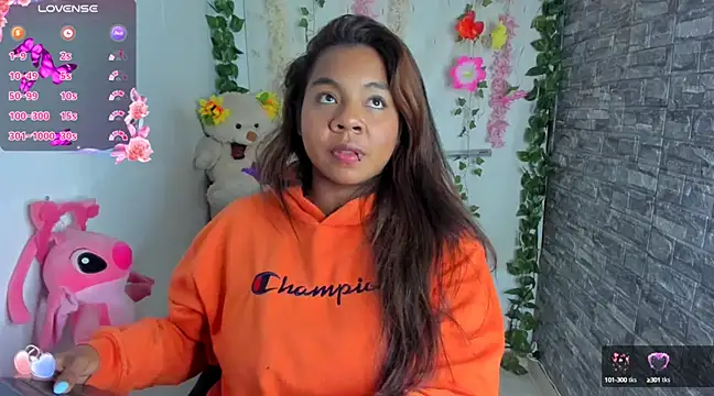 Snapshot of naty_jhonsom_ chatting on 10, 3, 2025 naty jhonsom online show from 10, 3, 2025