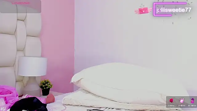 Snapshot of JuliiSweetie chatting on 29, 1, 2025 JuliiSweetie online show from 29, 1, 2025