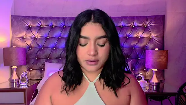 Snapshot of Camila_Mason chatting on 22, 11, 2025 Camila Mason online show from 22, 11, 2025