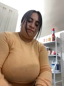 Snapshot of Miia_Jazmin chatting on 8, 2, 2025 Miia Jazmin online show from 8, 2, 2025