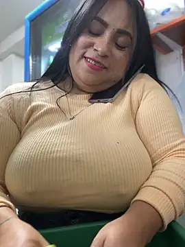 Snapshot of Miia_Jazmin chatting on 21, 2, 2025 Miia Jazmin online show from 21, 2, 2025
