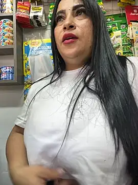 Snapshot of Miia_Jazmin chatting on 11, 9, 2025 Miia Jazmin online show from 11, 9, 2025