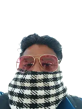 Snapshot of Raziv_komal143 chatting on 3, 3, 2025 Raziv komal143 online show from 3, 3, 2025