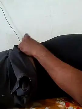 Snapshot of Raziv_komal143 chatting on 16, 3, 2026 Raziv komal143 online show from 16, 3, 2026