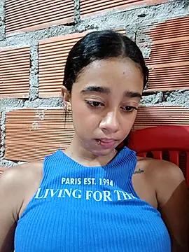 Zoe Sweett18 online show from 23, 10, 2025