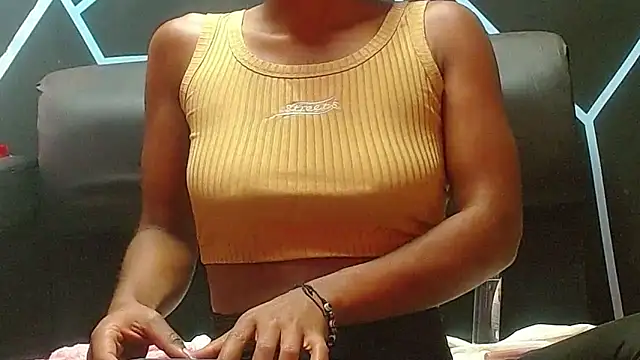 Snapshot of Biancalopez-02 chatting on 22, 9, 2025 Biancalopez-02 online show from 22, 9, 2025