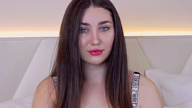 KiraBarlows online show from 19, 2, 2025