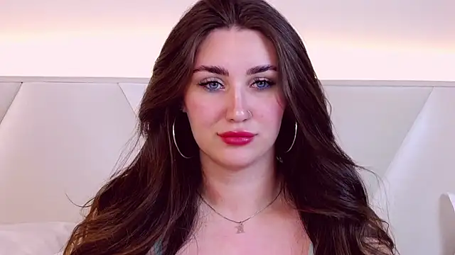 KiraBarlows online show from 23, 3, 2025