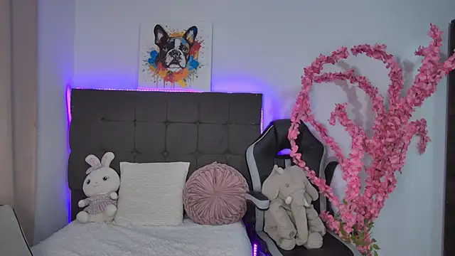 Snapshot of AmandaBrooks_18 chatting on 27, 9, 2025 AmandaBrooks 18 online show from 27, 9, 2025