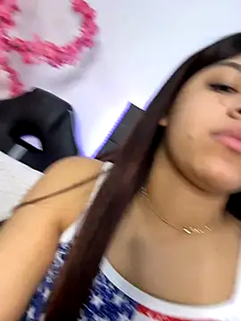 Snapshot of AmandaBrooks_18 chatting on 21, 11, 2025 AmandaBrooks 18 online show from 21, 11, 2025