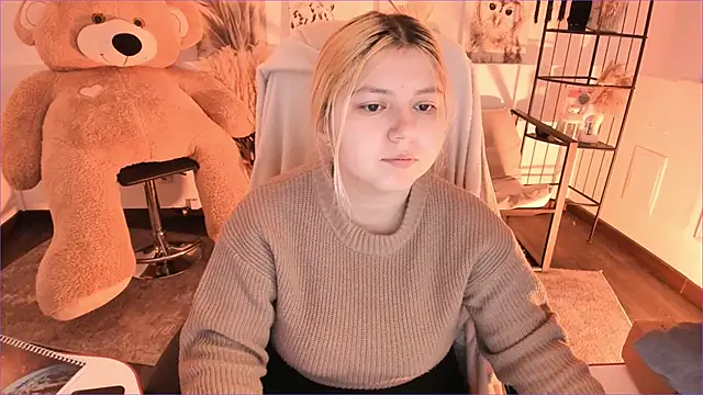 Snapshot of DiaAngell chatting on 9, 1, 2026 DiaAngell online show from 9, 1, 2026