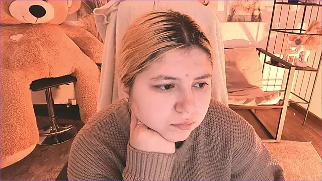 Snapshot of DiaAngell chatting on 11, 1, 2026 DiaAngell online show from 11, 1, 2026