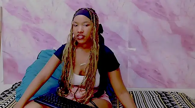 EroticSexyPrada online show from 22, 2, 2025