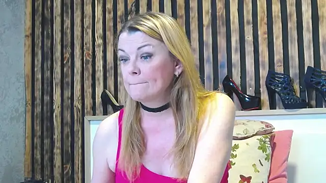 Kisi Lovi online show from 15, 5, 2026