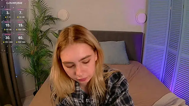 Snapshot of HeartyHeart chatting on 23, 1, 2025 HeartyHeart online show from 23, 1, 2025