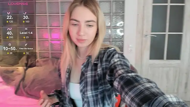 Snapshot of HeartyHeart chatting on 9, 3, 2025 HeartyHeart online show from 9, 3, 2025