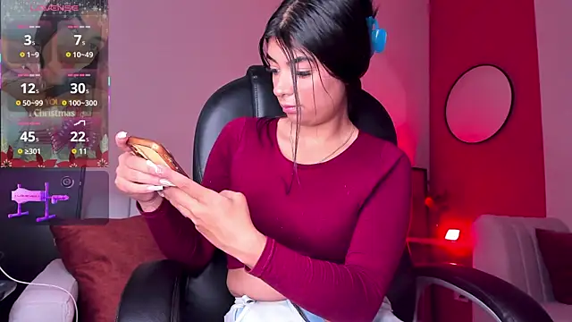 Snapshot of Tianna_rossi chatting on 23, 12, 2025 Tianna rossi online show from 23, 12, 2025