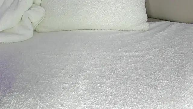 cutte hanna18 online show from 18, 3, 2026