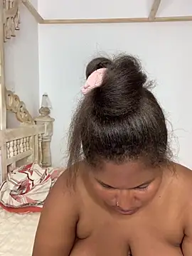 Snapshot of madell chatting on 28, 1, 2025 madell online show from 28, 1, 2025